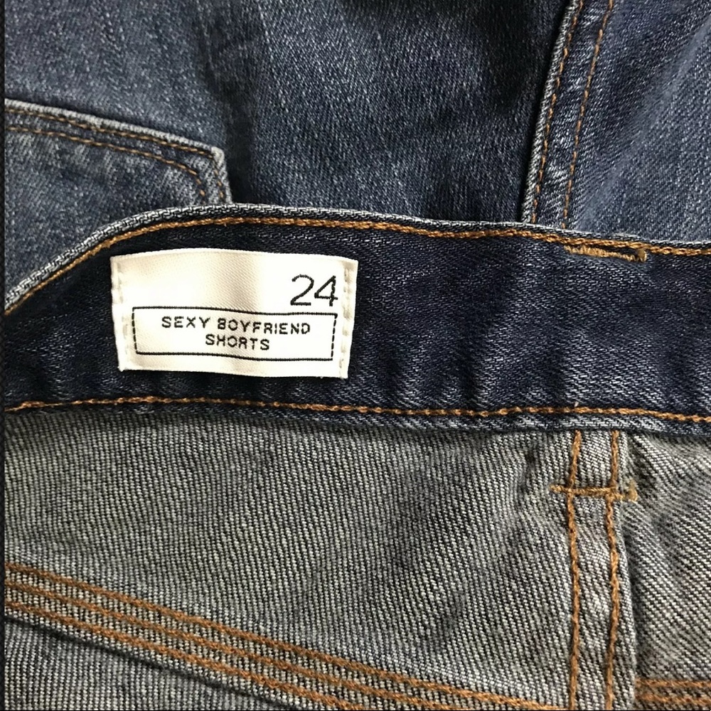 GAP 1969 Sexy Boyfriend Shorts Cuffed Dark Wash - Picture 7 of 8